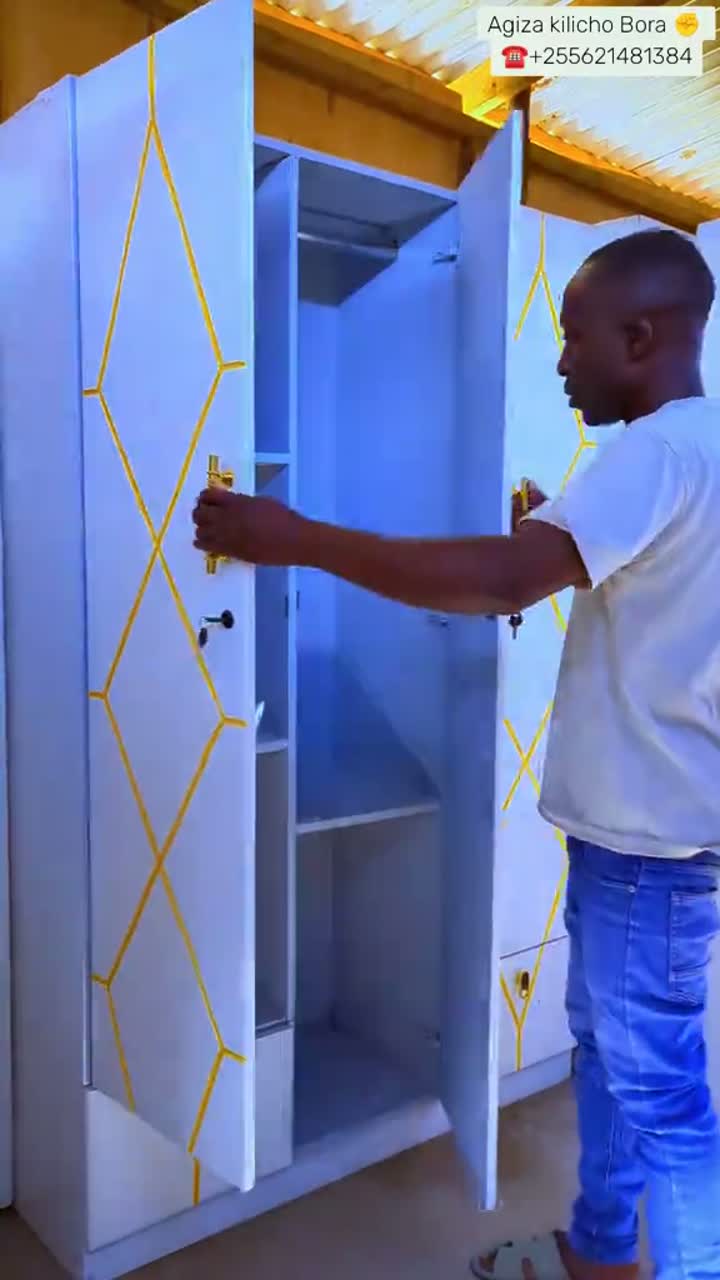 Cover ya video: Projector ya Nyumbani